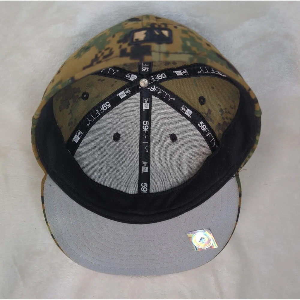New Era Chicago Cubs Hat Sz 7 1/8 Digital Camouflage 59Fifty On-Field USA Made